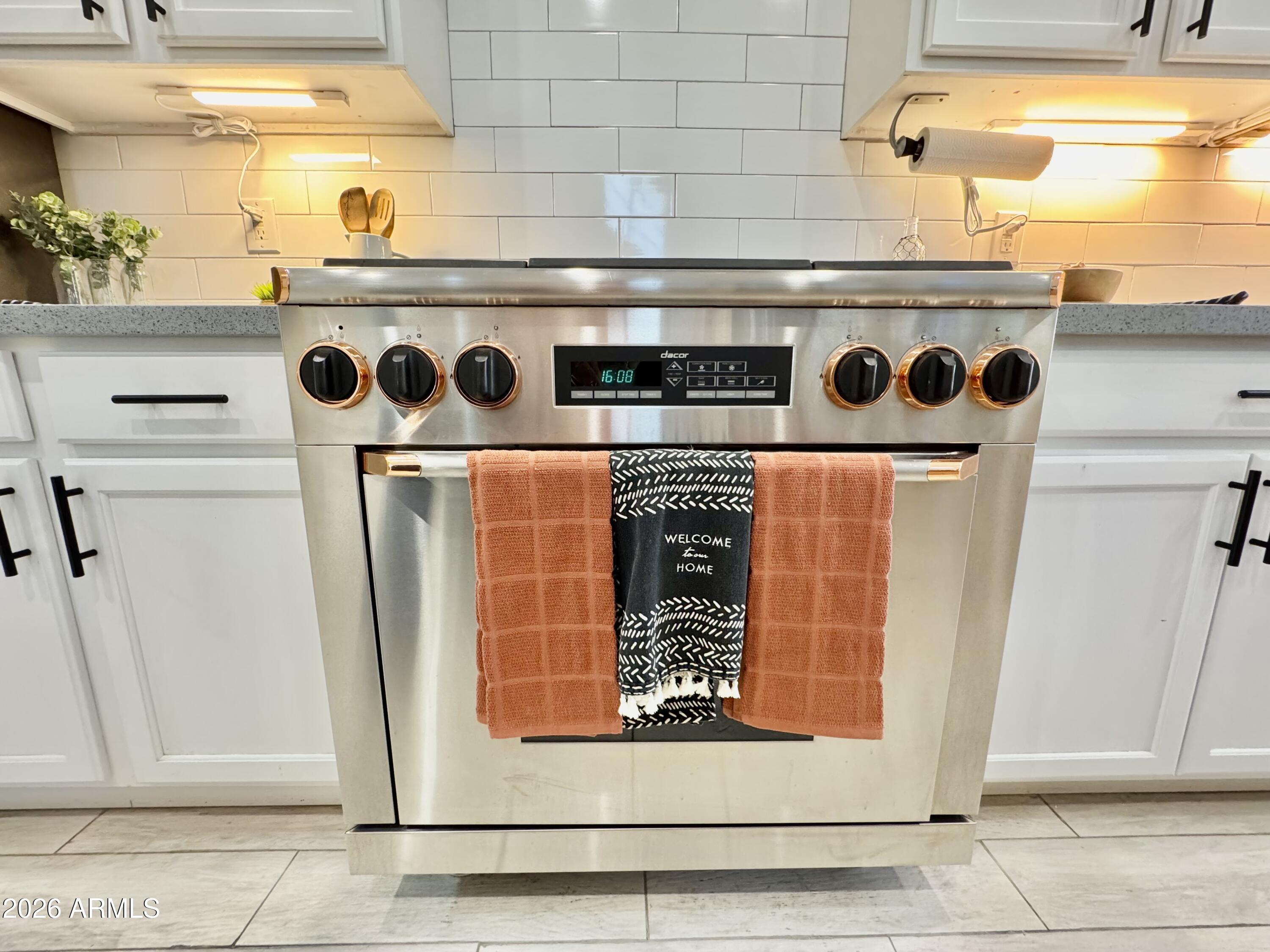 3467 North Hooper Street Buckeye, AZ 85396 - Photo 16 of 96 High-end Decor Gas Range