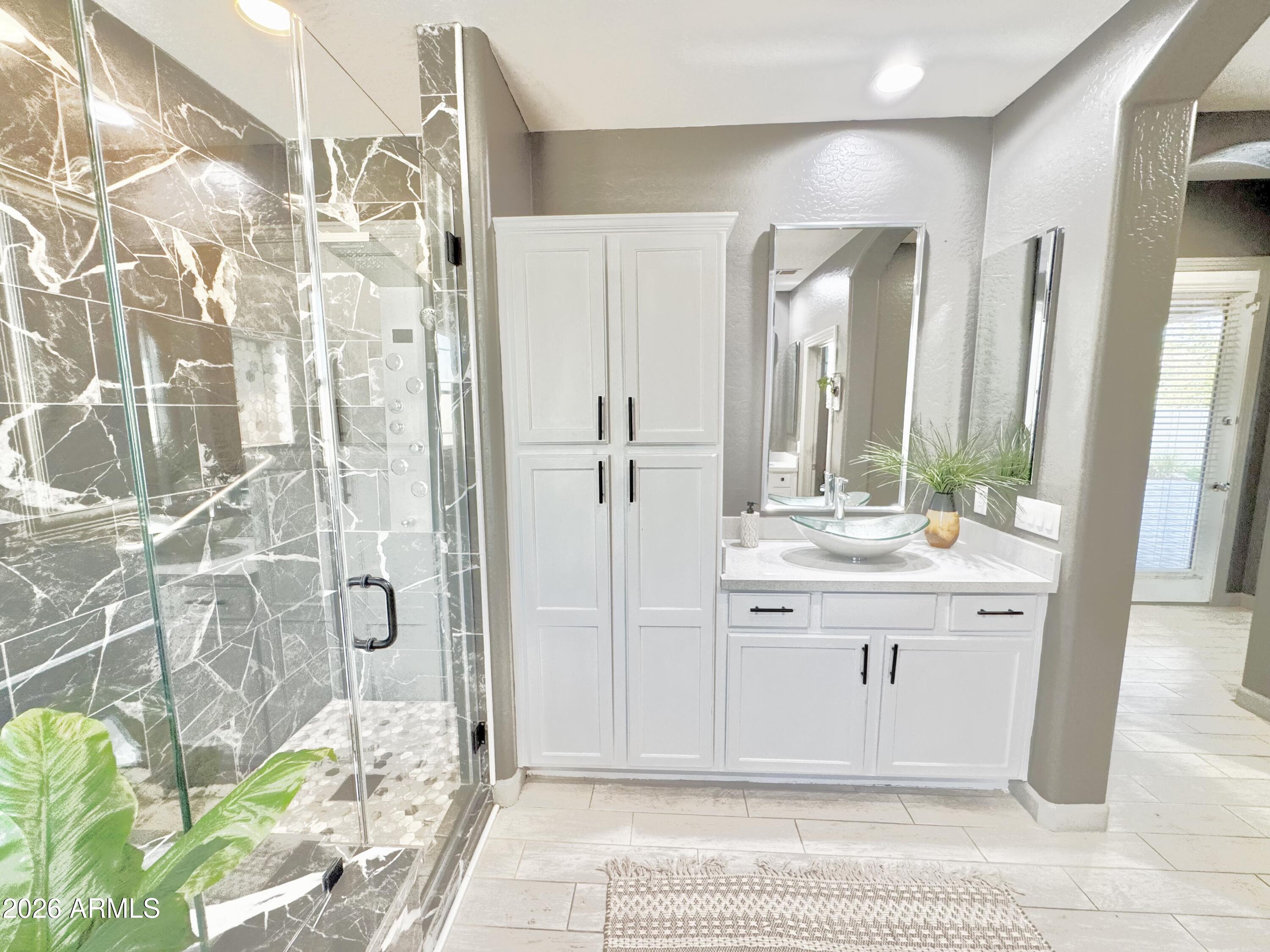 3467 North Hooper Street Buckeye, AZ 85396 - Photo 31 of 96 Primary Bath