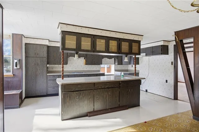 a view of livingroom with hardwood floor and window