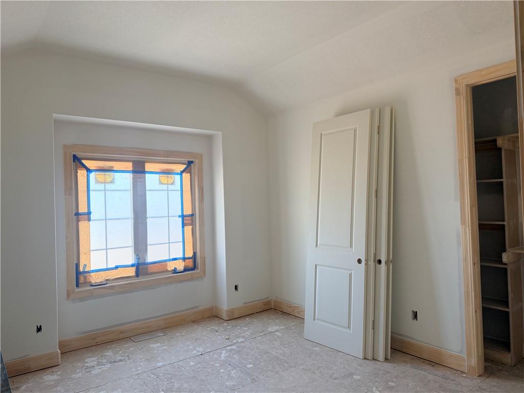 20804 Emerald Street Spring Hill, KS 66083 - Photo 13 of 52