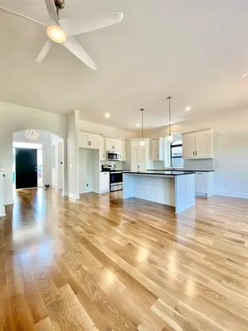 $520,000 | 20804 Emerald Street, Spring Hill, KS 66083