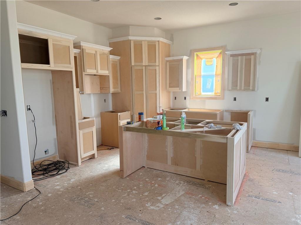 20804 Emerald Street Spring Hill, KS 66083 - Photo 4 of 52