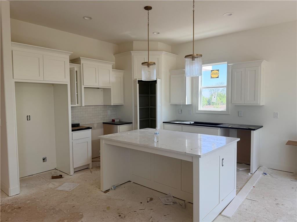 20804 Emerald Street Spring Hill, KS 66083 - Photo 4 of 61
