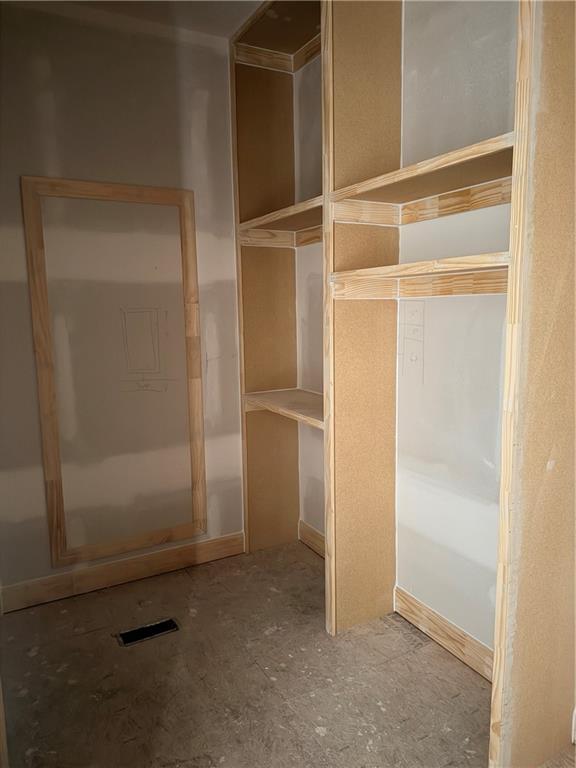 20804 Emerald Street Spring Hill, KS 66083 - Photo 9 of 52