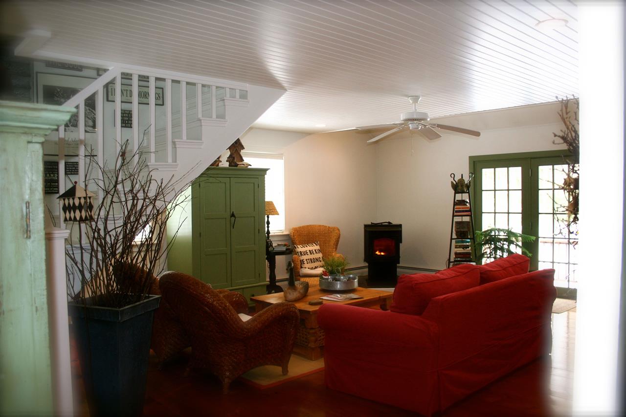 396 Derry Road Chester, NH 03036 - Photo 12 of 17