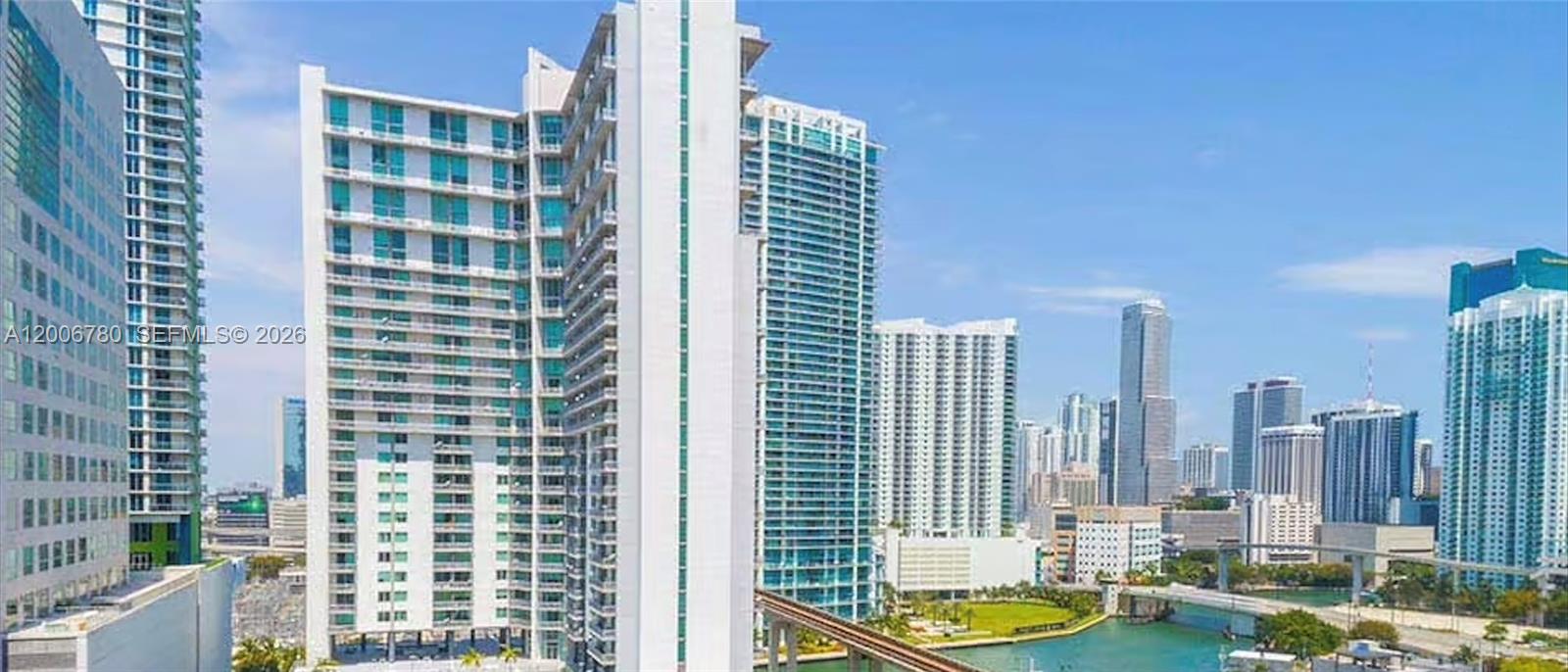 690 Southwest 1st Court, Unit PHI01 Miami, FL 33130 - Photo 24 of 28