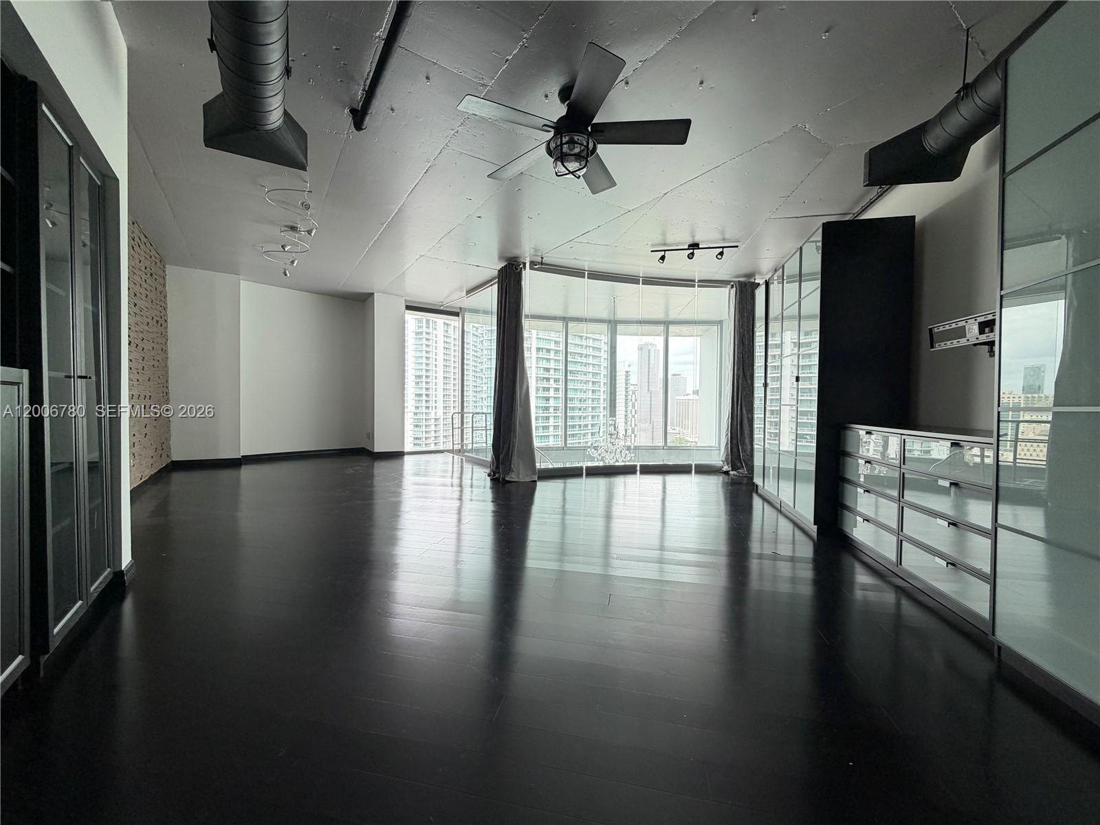 690 Southwest 1st Court, Unit PHI01 Miami, FL 33130 - Photo 3 of 28