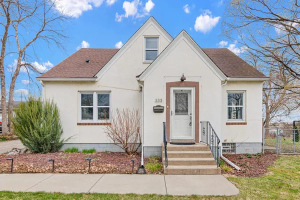 $360,000 | 333 South Orange Street, Waconia, MN 55387