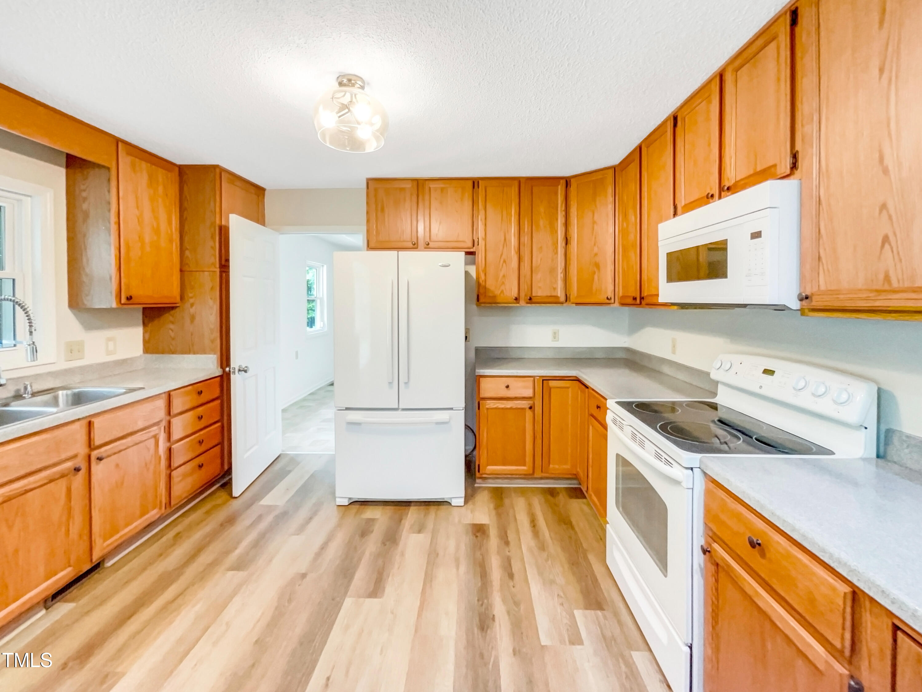 2020 Page Road Durham, NC 27703 - Photo 2 of 25 listing_1
