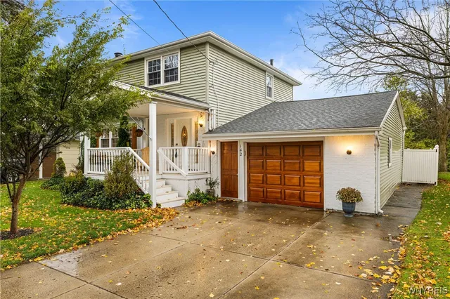 $319,900 | 142 Albert Drive, Lancaster, NY 14086