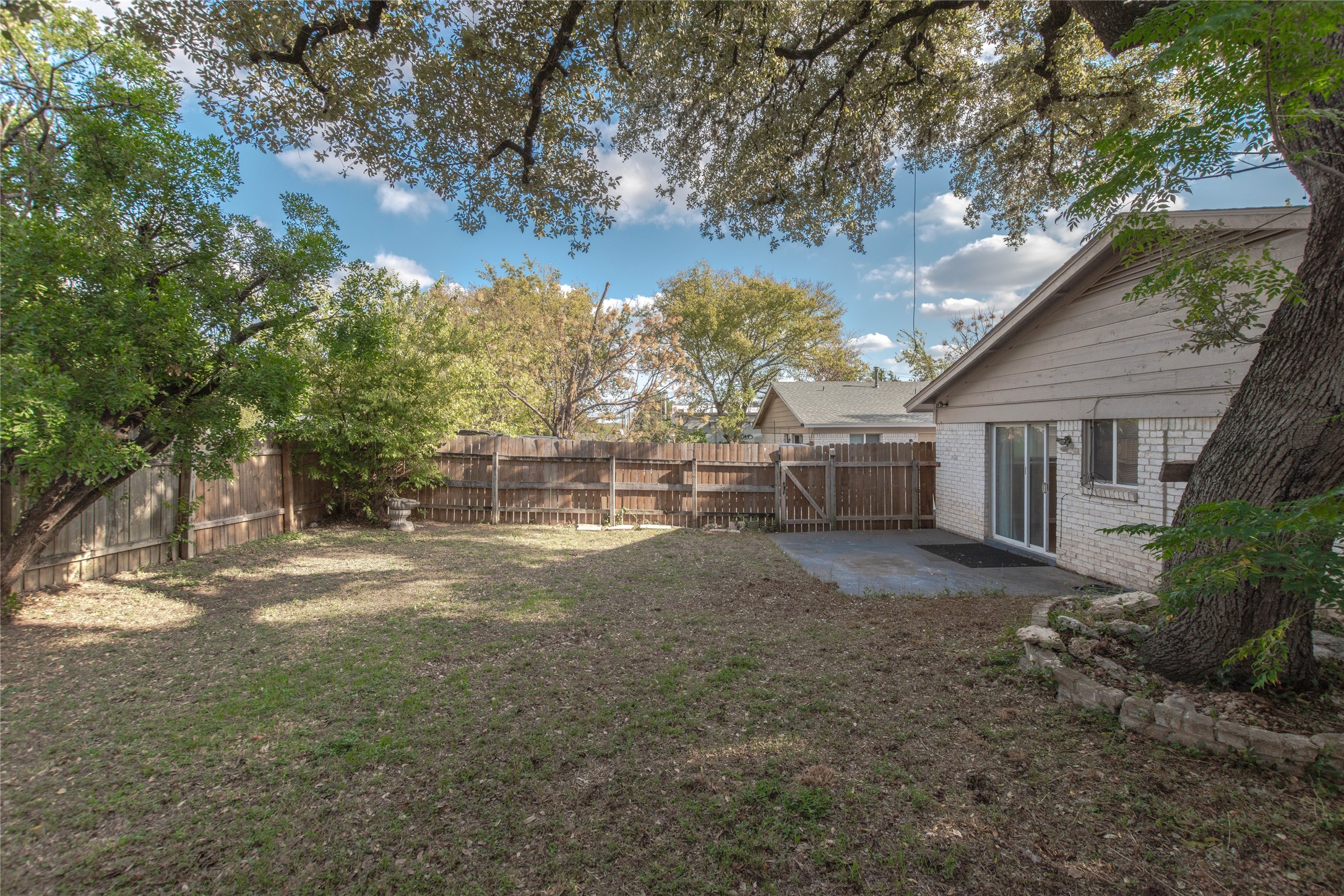 2005 Matthews Lane, Unit 2 Austin, TX 78745 - Photo 21 of 25