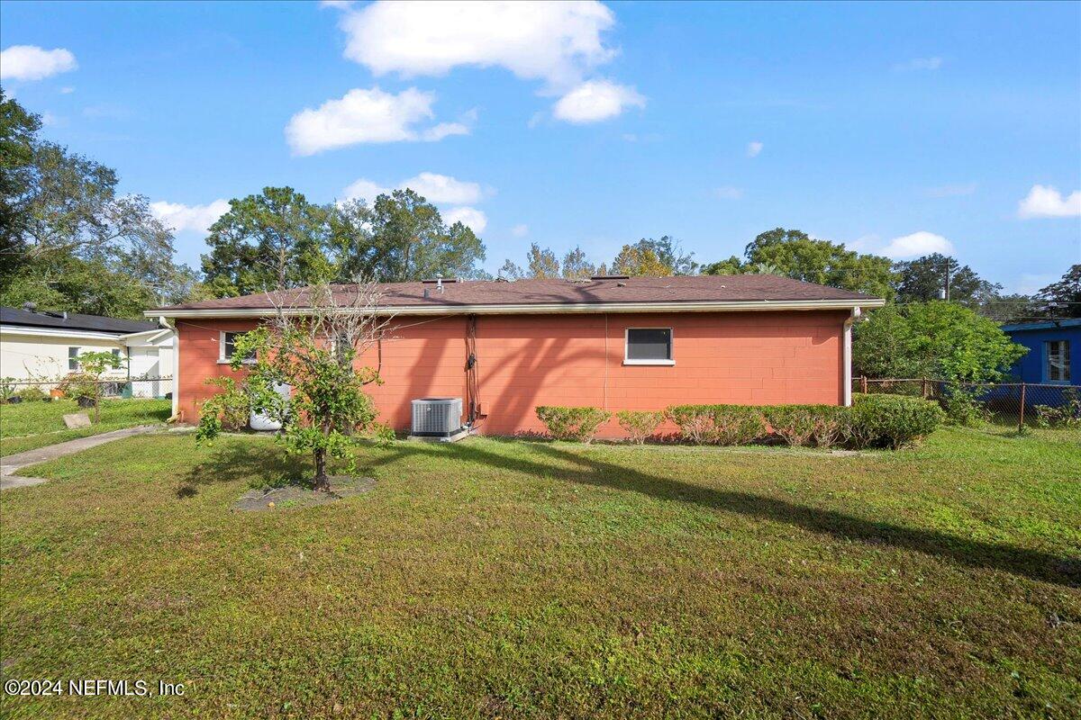3350 Ardisia Road Jacksonville, FL 32209 - Photo 8 of 31 29-3350 Ardisia Rd (6)