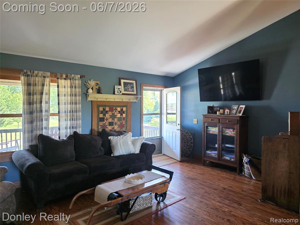 5121 Cotter Road Marlette, MI 48453 - Photo 7 of 54