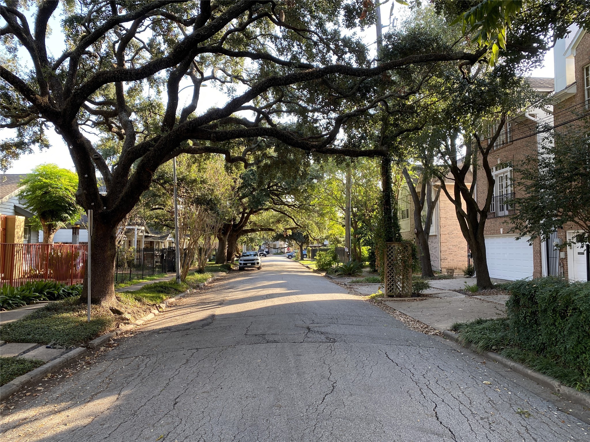 2604 Hopkins Street, Unit 1/2 Houston, TX 77006 - Photo 26 of 26 2604 1/2 Hopkins is privately tucked away beyond this beautiful, tree lined street. The home is surrounded by popular nightlife spots & great restaurants! This neighborhood is what long time locals refer to as "The Montrose".