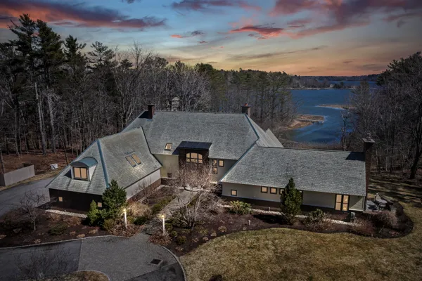$2,995,000 | 52 Wharf Road, Yarmouth, ME 04096