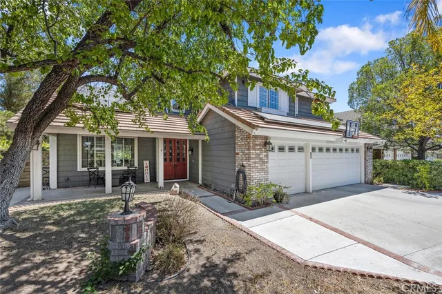 a outdoor living space with furniture and garden view