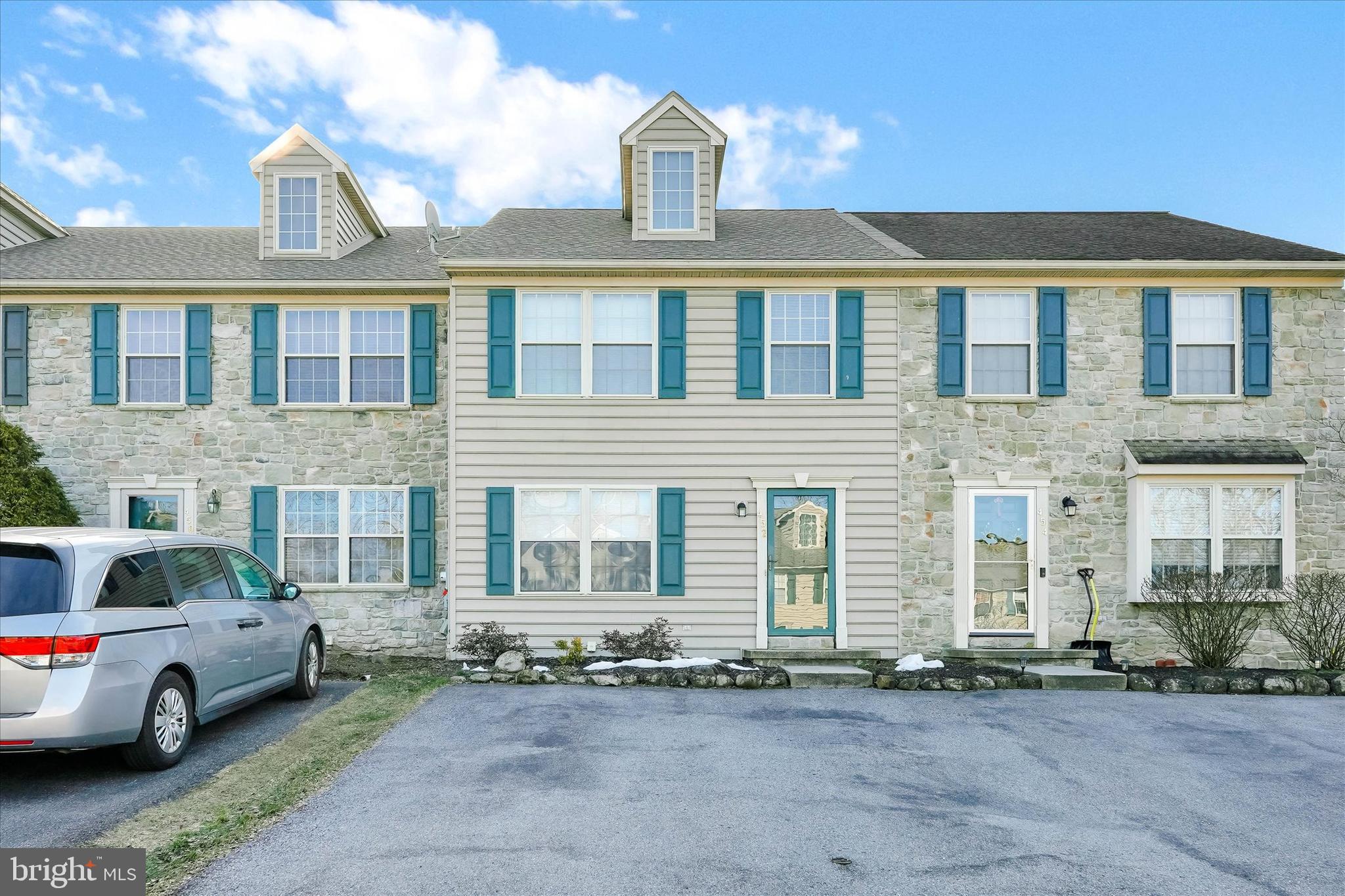 452 Indian Rock Circle, Elizabethtown, PA 17022 Compass