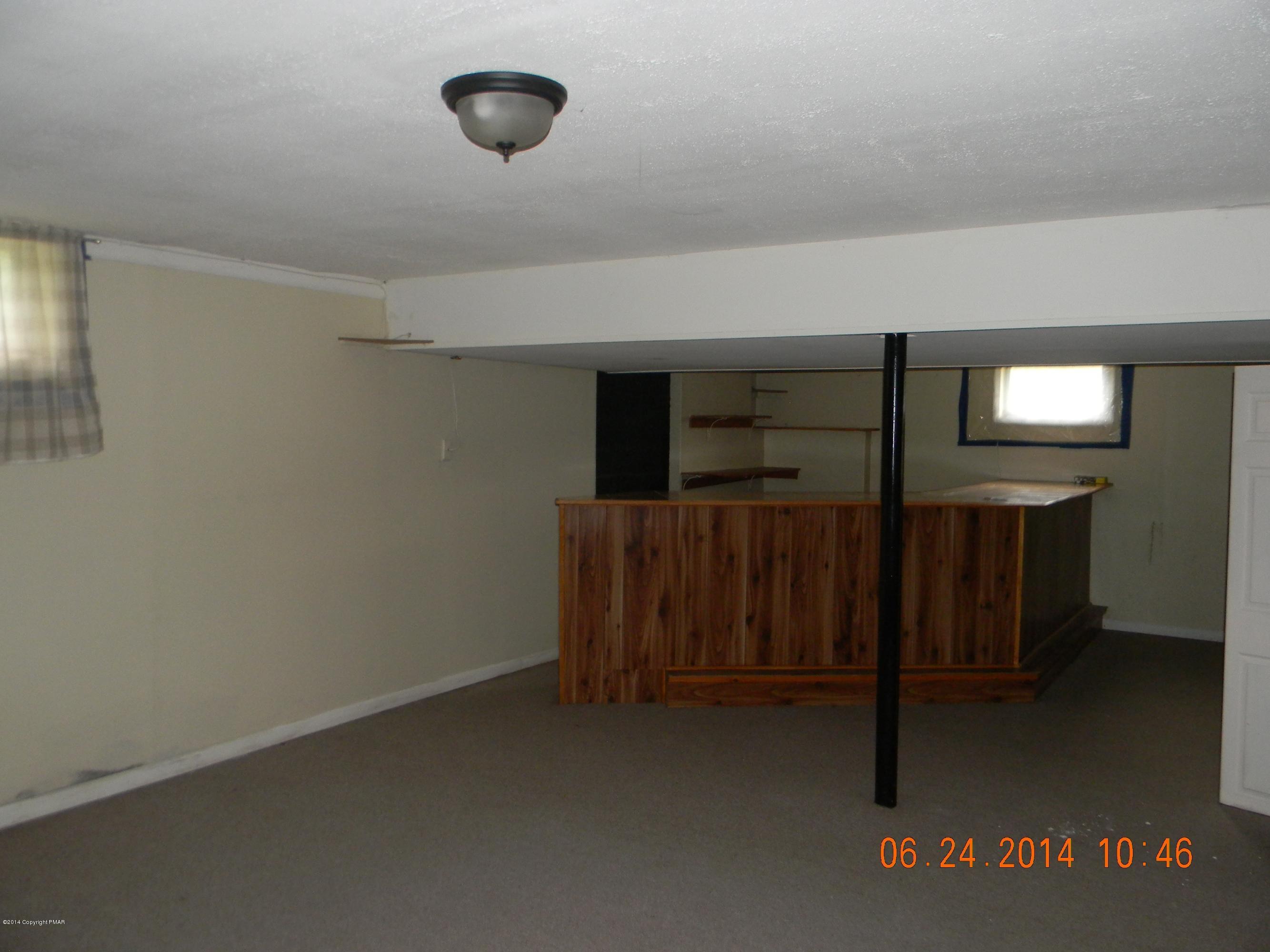 5513 Bridle Road Stroudsburg, PA 18360 - Photo 8 of 15 a view of room with stairs