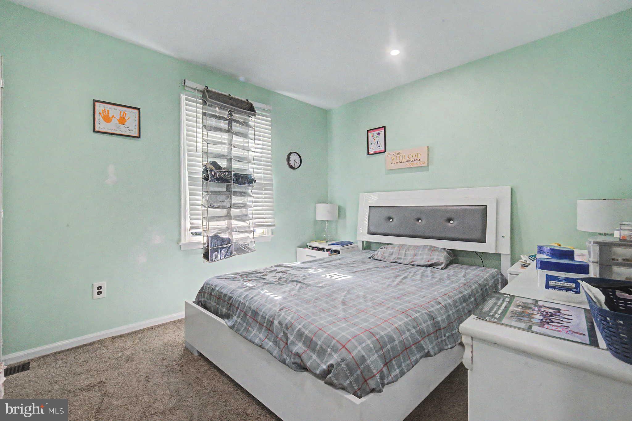 15 Winfield Road Sicklerville, NJ 08081 - Photo 9 of 17
