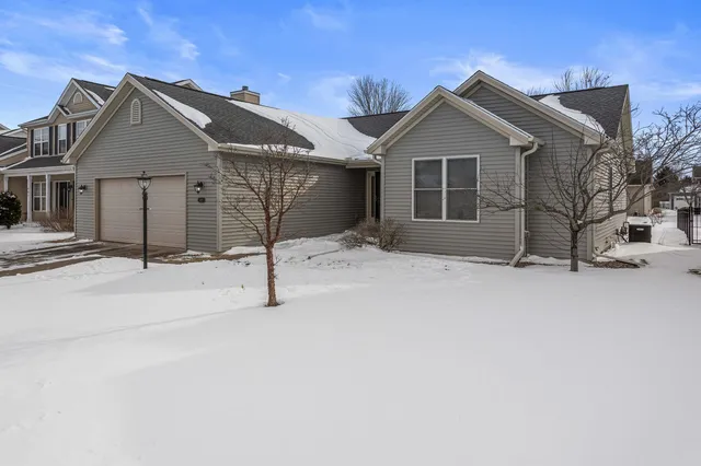 $360,000 | 309 Bluestem Drive, Savoy, IL 61874