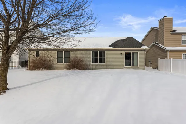$360,000 | 309 Bluestem Drive, Savoy, IL 61874