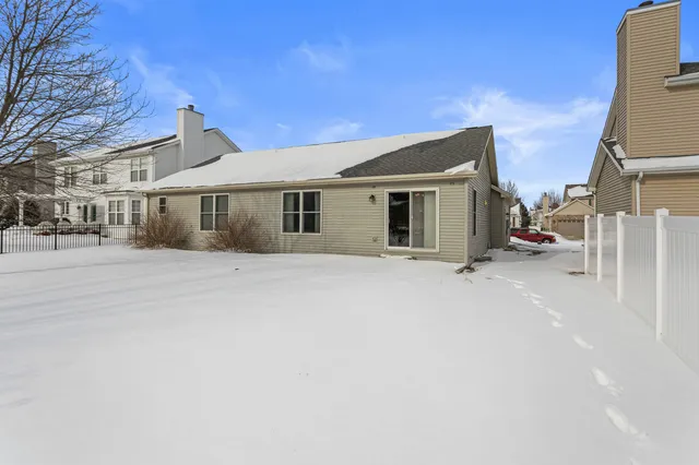 $360,000 | 309 Bluestem Drive, Savoy, IL 61874