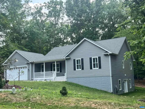 $629,900 | 32 Mulligan Drive, Palmyra, VA 22963