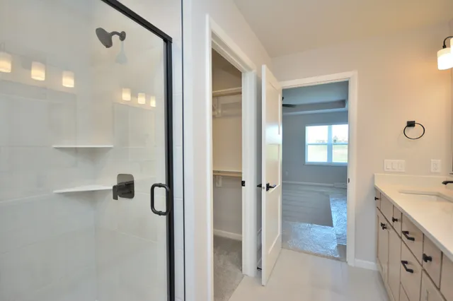 $664,900 | 633 Standing Stone Drive, Waukesha, WI 53189