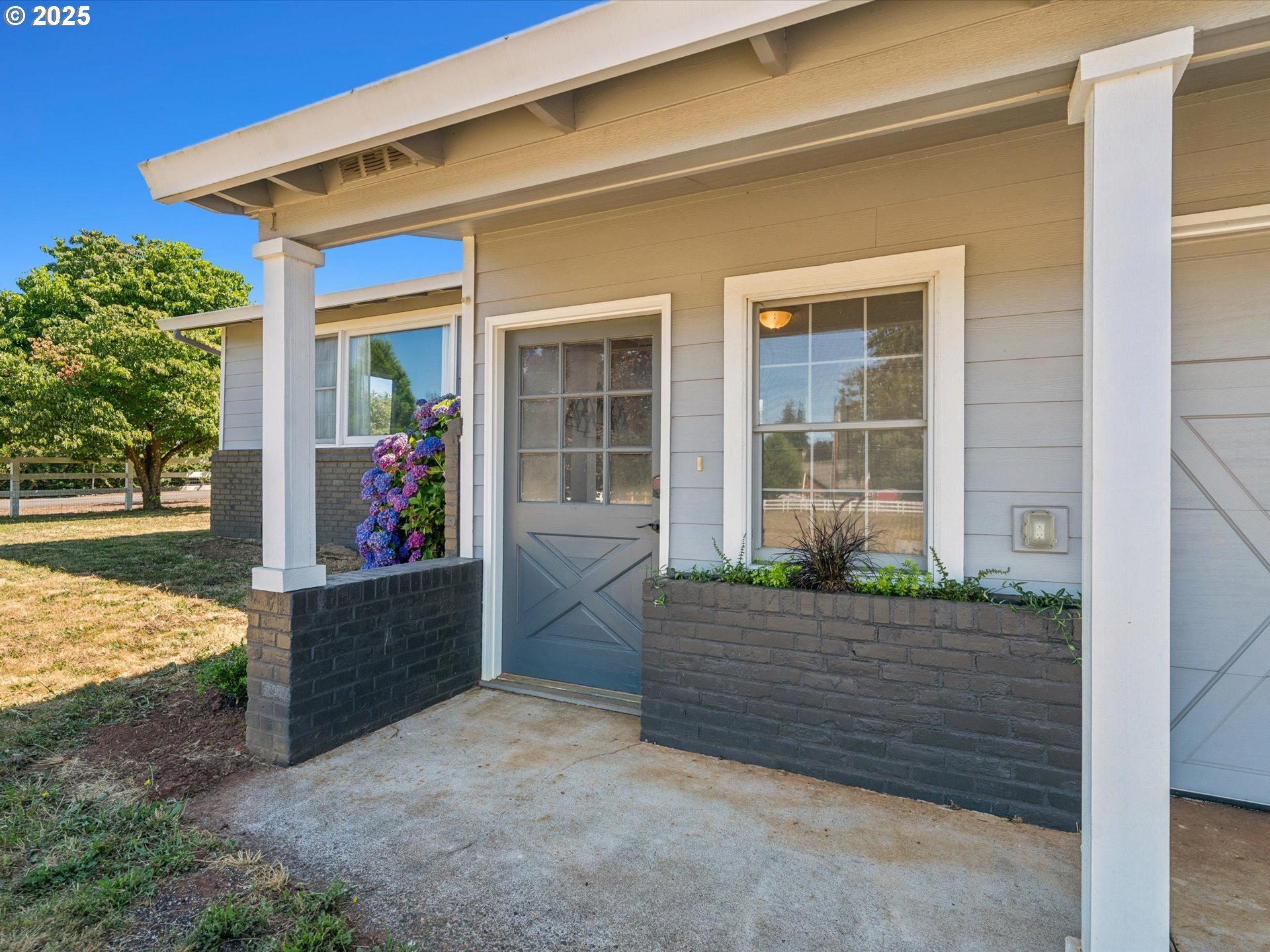 22650 South Kamrath Road Oregon City, OR 97045 - Photo 16 of 48