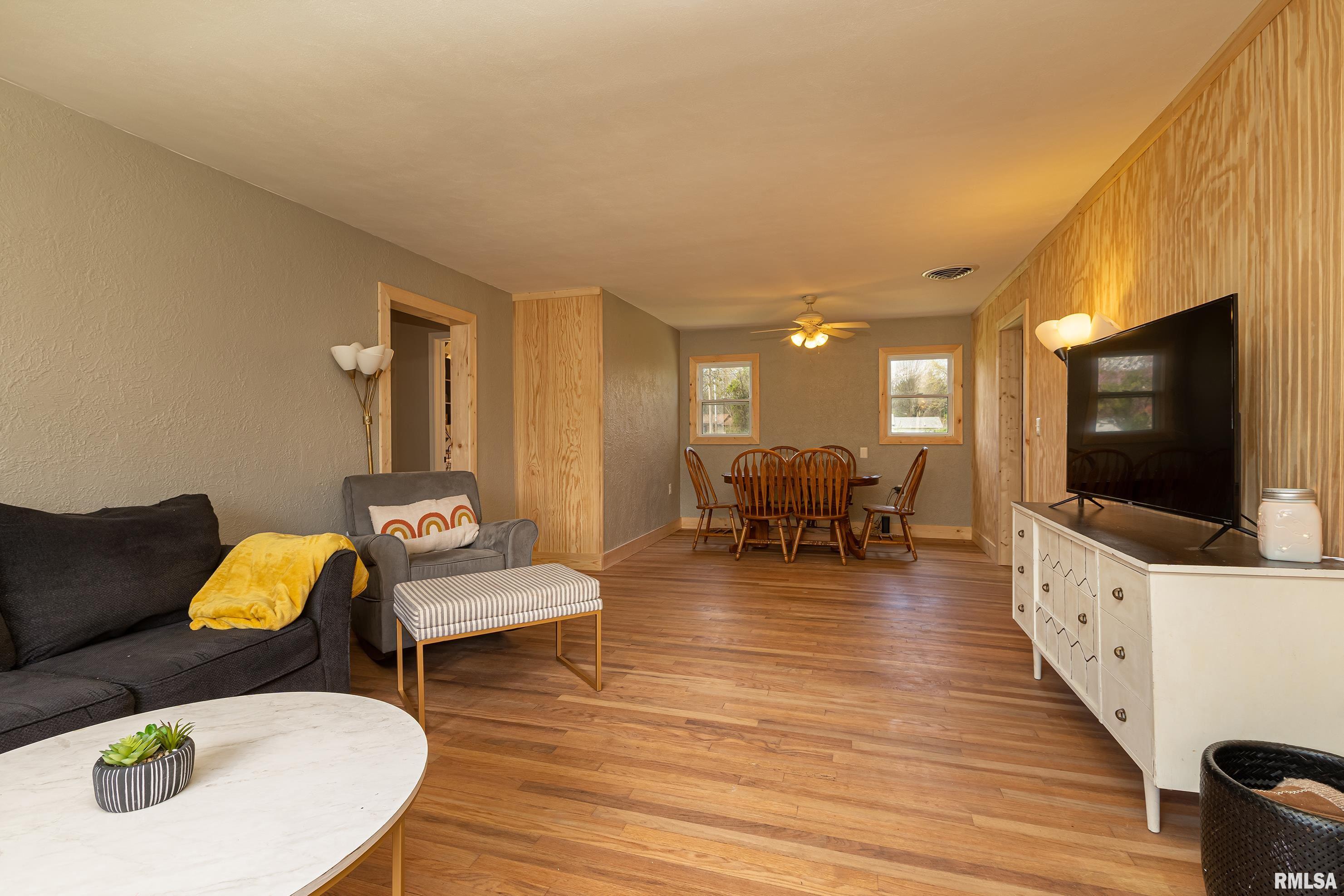 1502 Harlan Road Mount Vernon, IL 62864 - Photo 6 of 25 Gallery Image 6