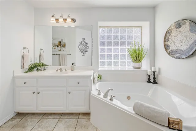 $438,500 | 406 Cold Spring Drive, College Station, TX 77845