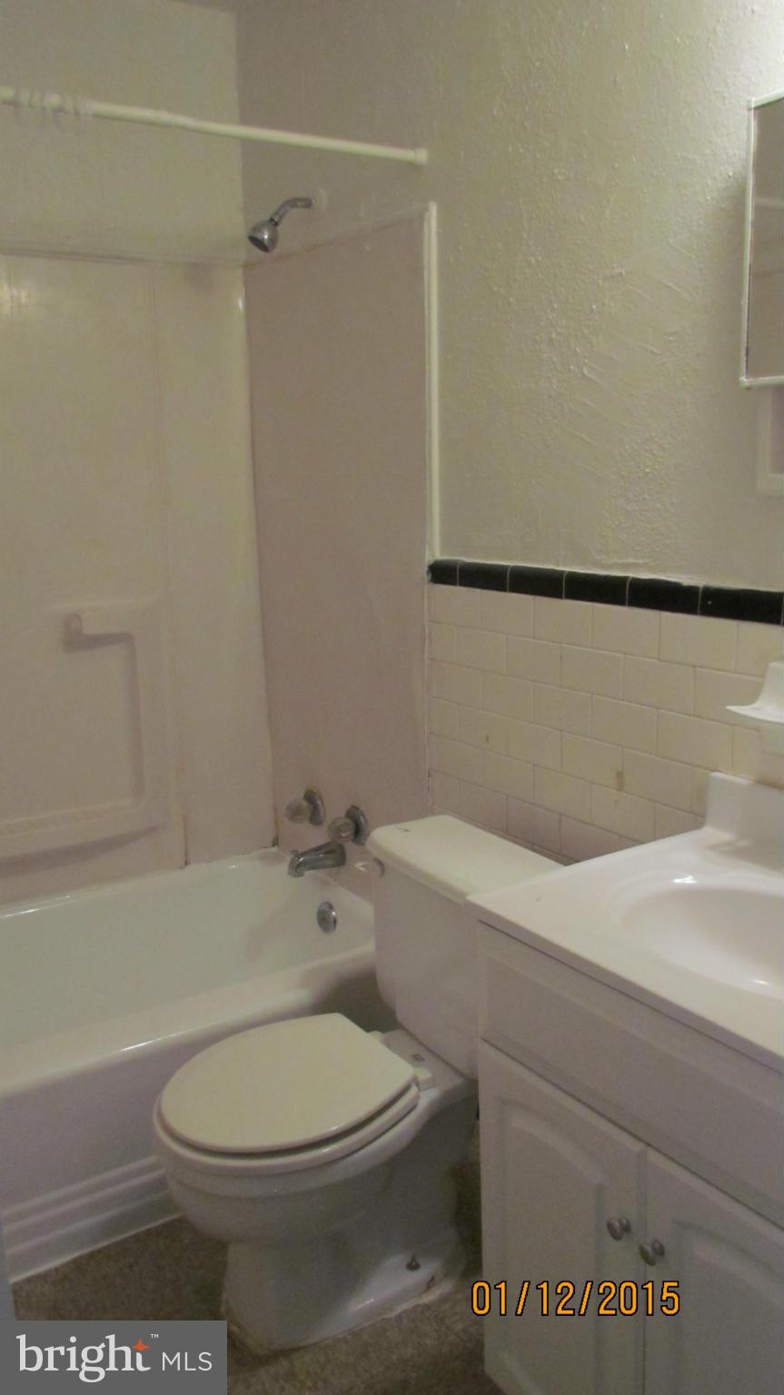 2955 Cornwall Road Dundalk, MD 21222 - Photo 5 of 16 Full Bath on the Upper Level
