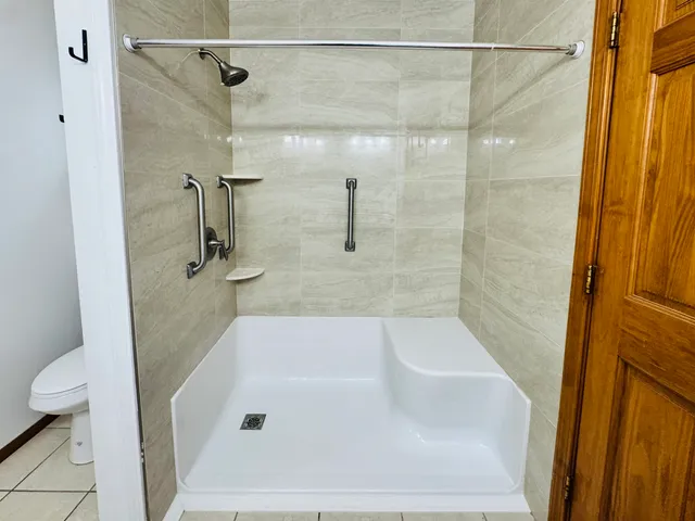 a bathroom with a sink and a toilet