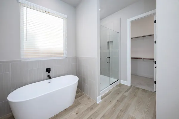 $379,900 | 10622 Sutter Crk Drive, Rosharon, TX 77583