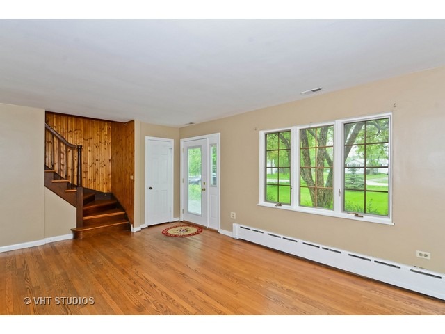 3480 194th Street Homewood, IL 60422 - Photo 2 of 10