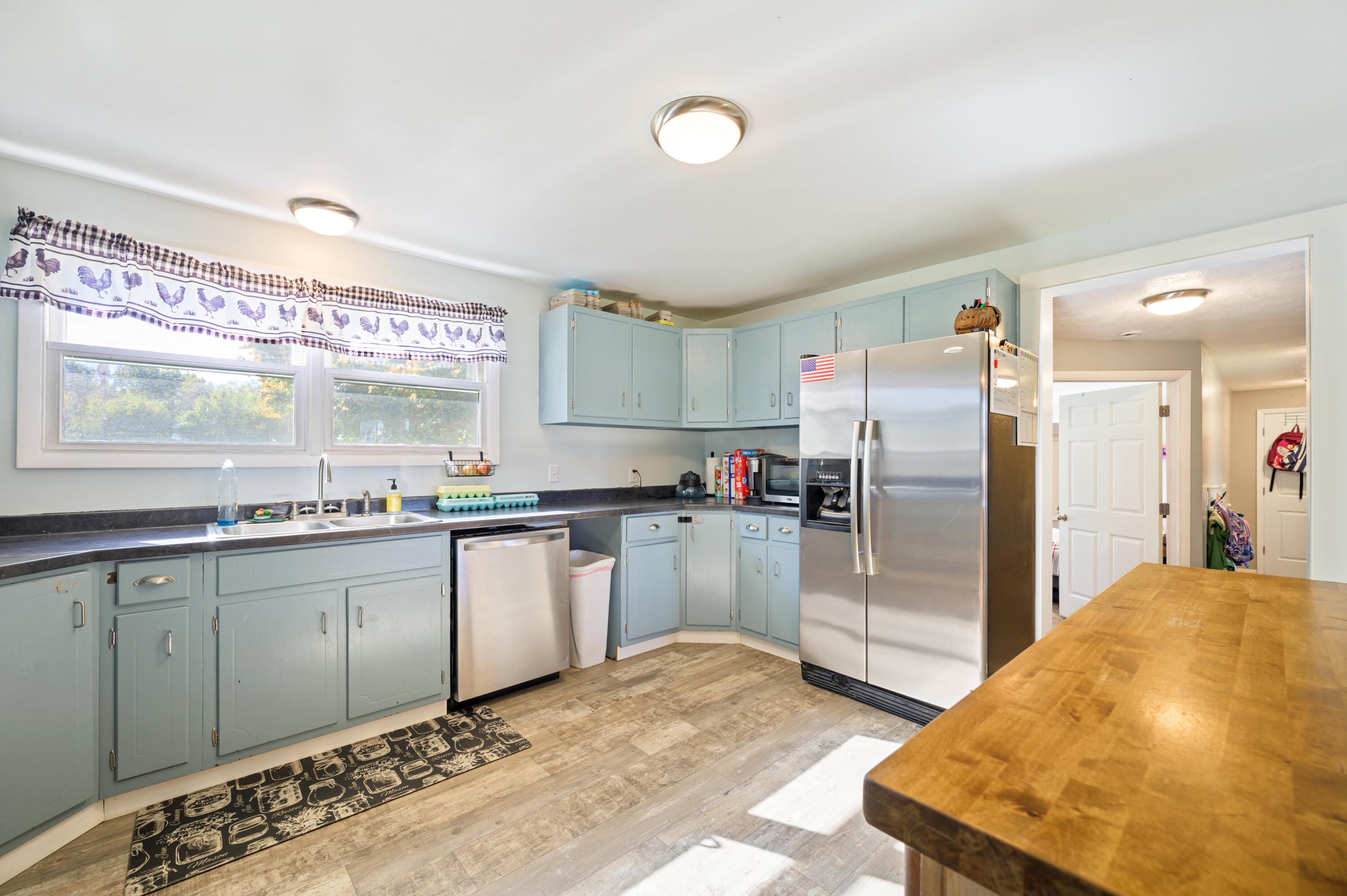 3870 Buffalo Road Niles, MI 49120 - Photo 8 of 33 Kitchen