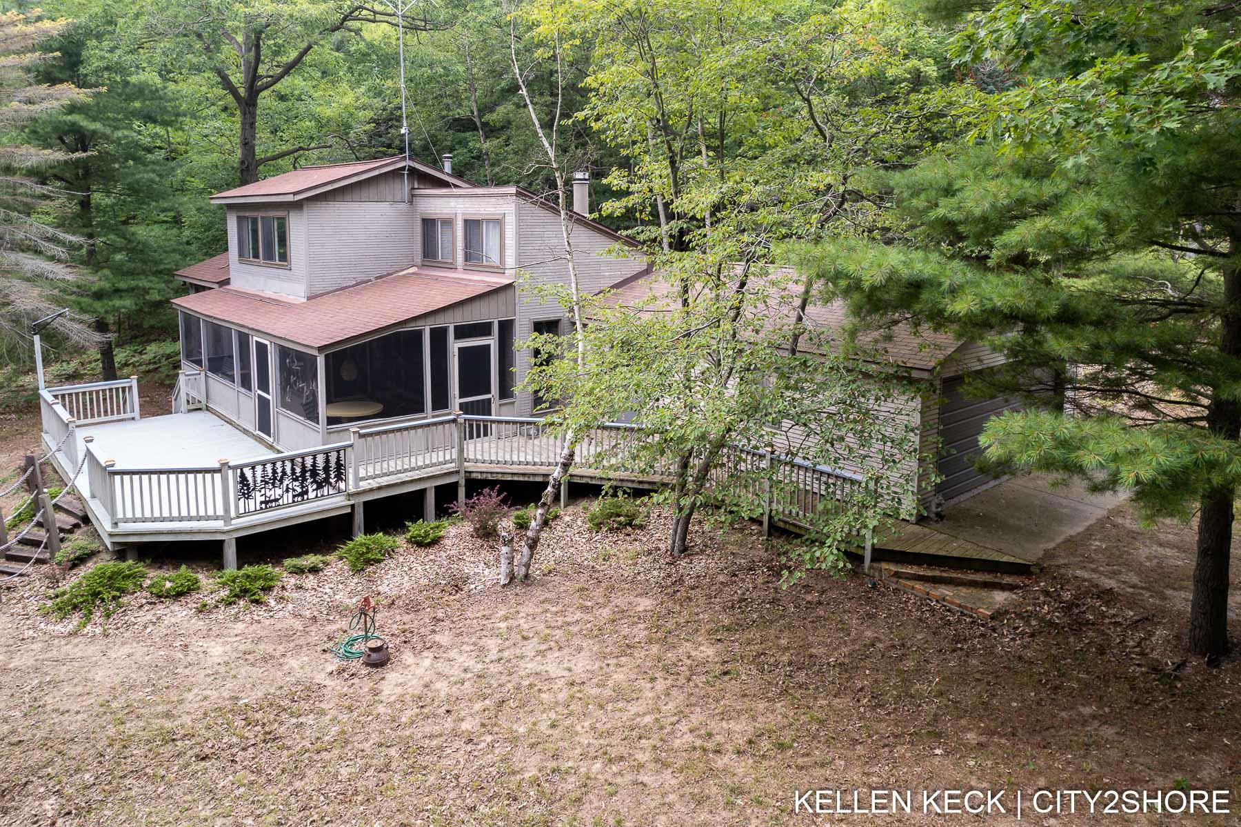 4690 Lakeshore Road Manistee, MI 49660 - Photo 7 of 37 4690 Lakeshore Rd, Manistee-7