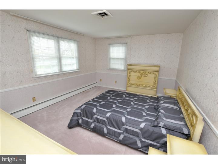 303 Parry Road Cinnaminson, NJ 08077 - Photo 18 of 22 Gallery Image 18