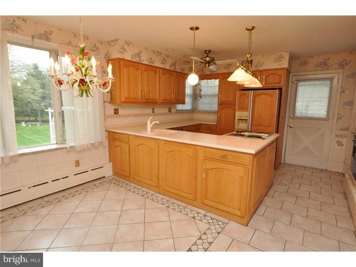 303 Parry Road Cinnaminson, NJ 08077 - Photo 8 of 22 Gallery Image 8