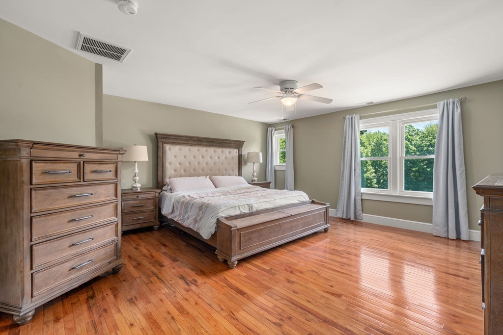 11 Scott Street Bellingham, MA 02019 - Photo 16 of 35