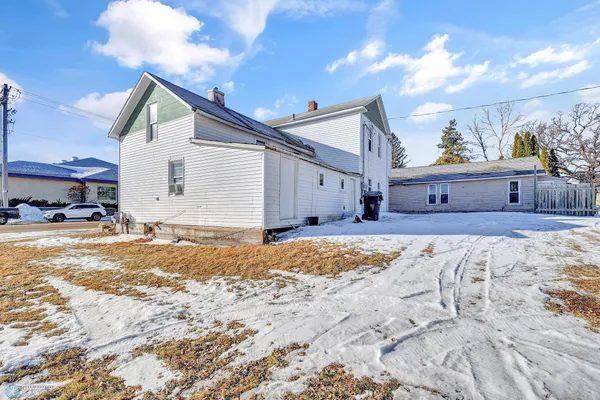 $141,125 | 421 2nd Street Northeast, Valley City, ND 58072