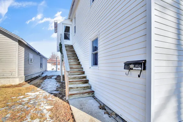 $141,125 | 421 2nd Street Northeast, Valley City, ND 58072