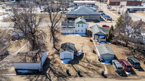 $141,125 | 421 2nd Street Northeast, Valley City, ND 58072