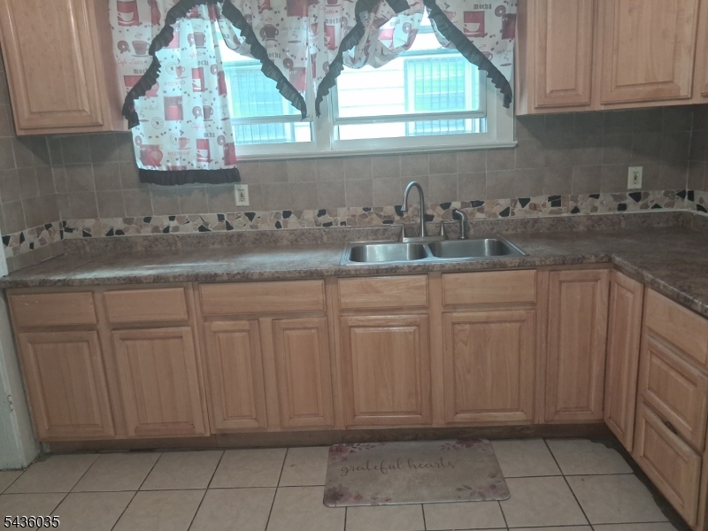 19 Bayview Avenue, Unit 2 Newark, NJ 07112 - Photo 14 of 20