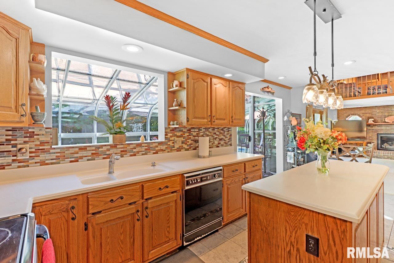 30 Waldheim Road Morton, IL 61550 - Photo 13 of 47 Gallery Image 13