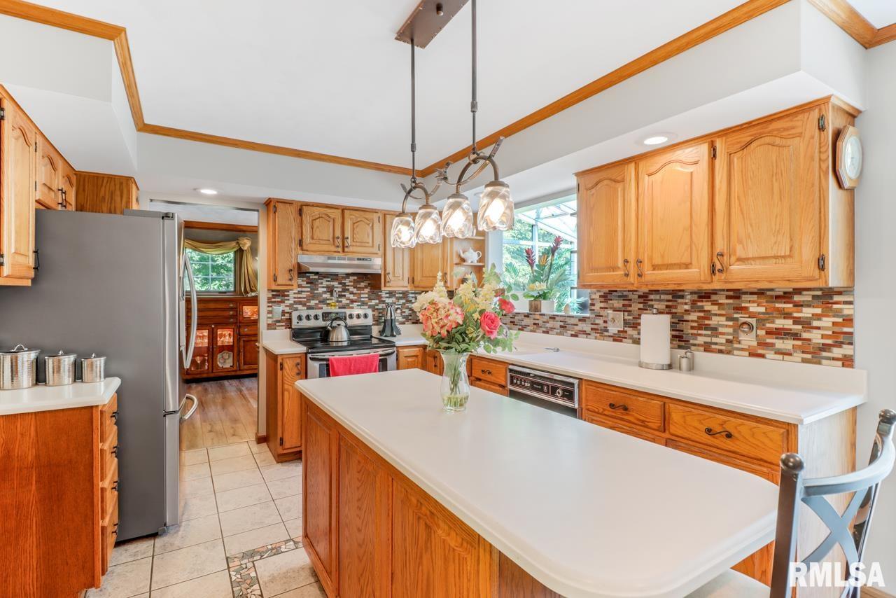 30 Waldheim Road Morton, IL 61550 - Photo 14 of 47 Gallery Image 14