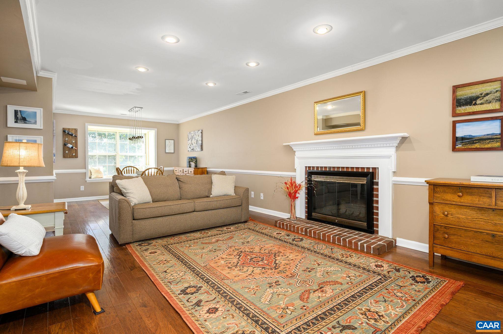 334 North Bennington Road Charlottesville, VA 22901 - Photo 5 of 38