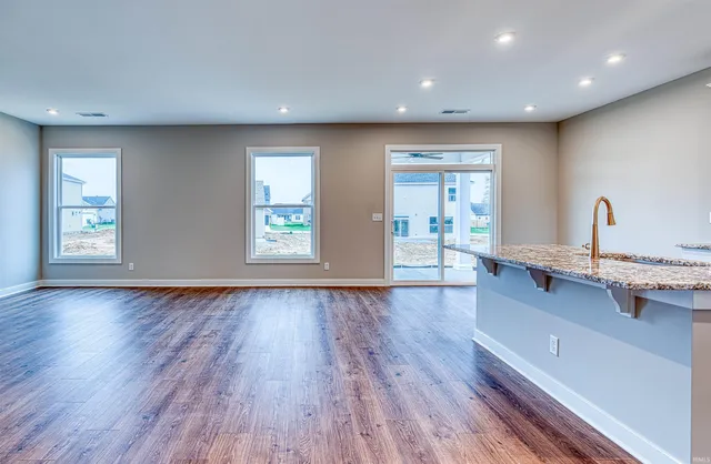 $419,800 | 2935 Atcheson Drive, Evansville, IN 47725