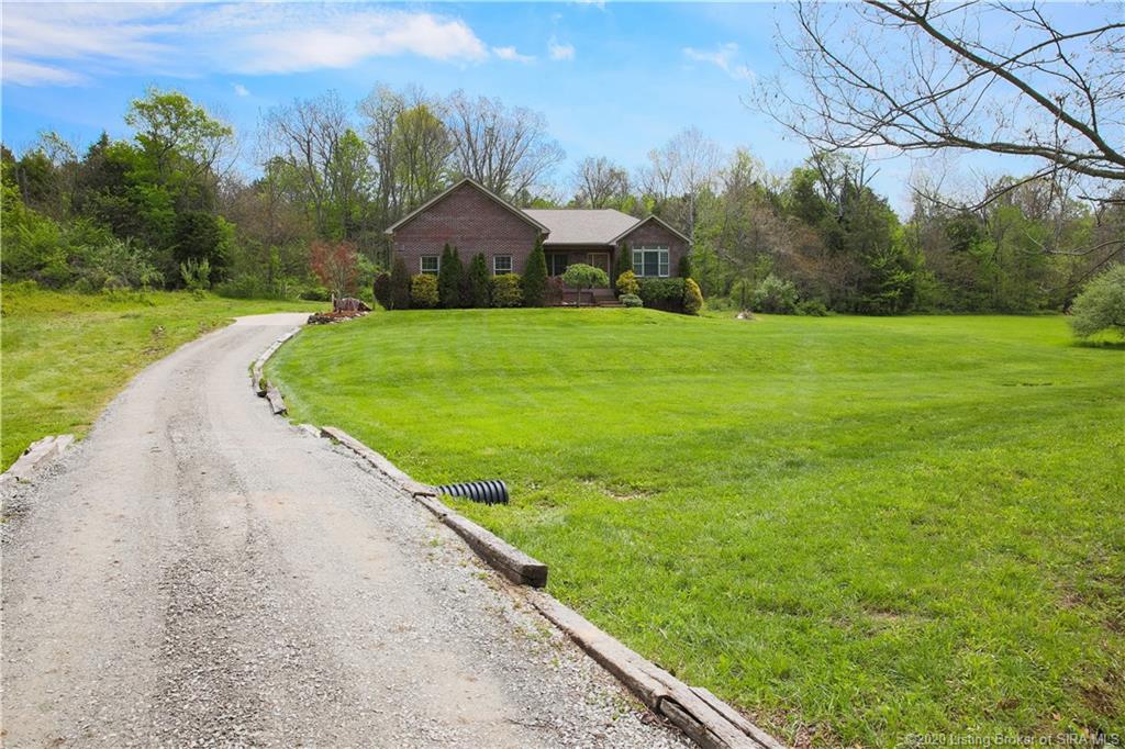 918 Walts Road Georgetown, IN 47122 - Photo 6 of 50