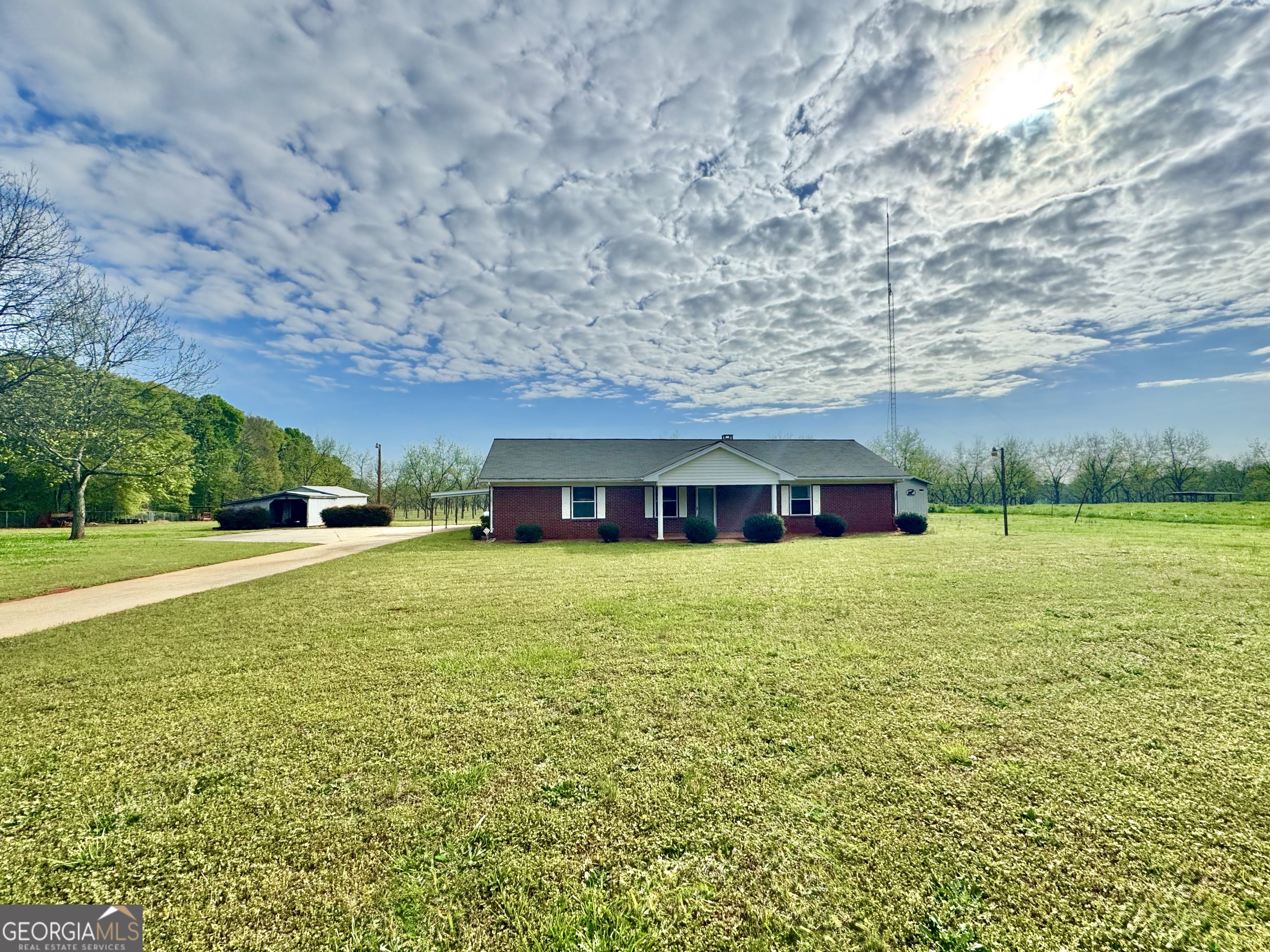 1760 Fears Road Rutledge, GA 30663 - Photo 4 of 68